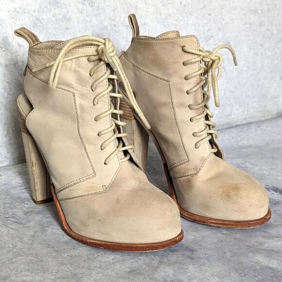 Alexander Wang Dakota Cut Out Lace Up Booties in Cement, Size 38 - Picture 2 of 10